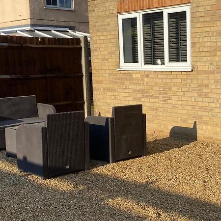 Riverside Park Ground Floor Apartment - St Neots Экстерьер фото