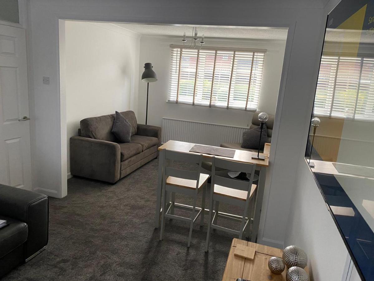 Riverside Park Ground Floor Apartment - St Neots Экстерьер фото