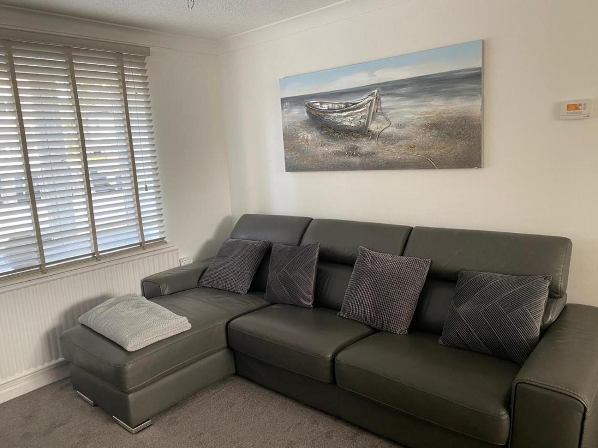 Riverside Park Ground Floor Apartment - St Neots Экстерьер фото