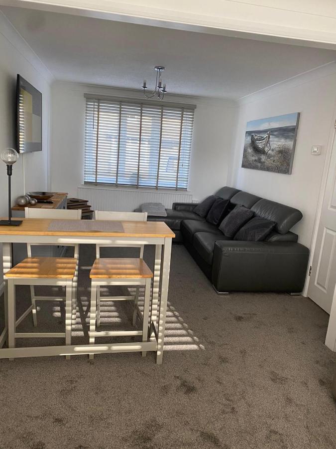 Riverside Park Ground Floor Apartment - St Neots Экстерьер фото