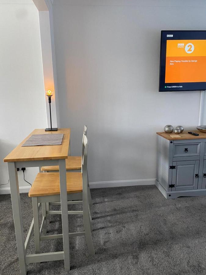 Riverside Park Ground Floor Apartment - St Neots Экстерьер фото